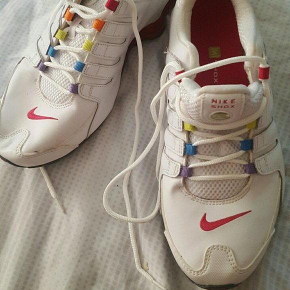 Youth Womens Nike Shox NZ Sneakers 7y - Picture 2 of 8